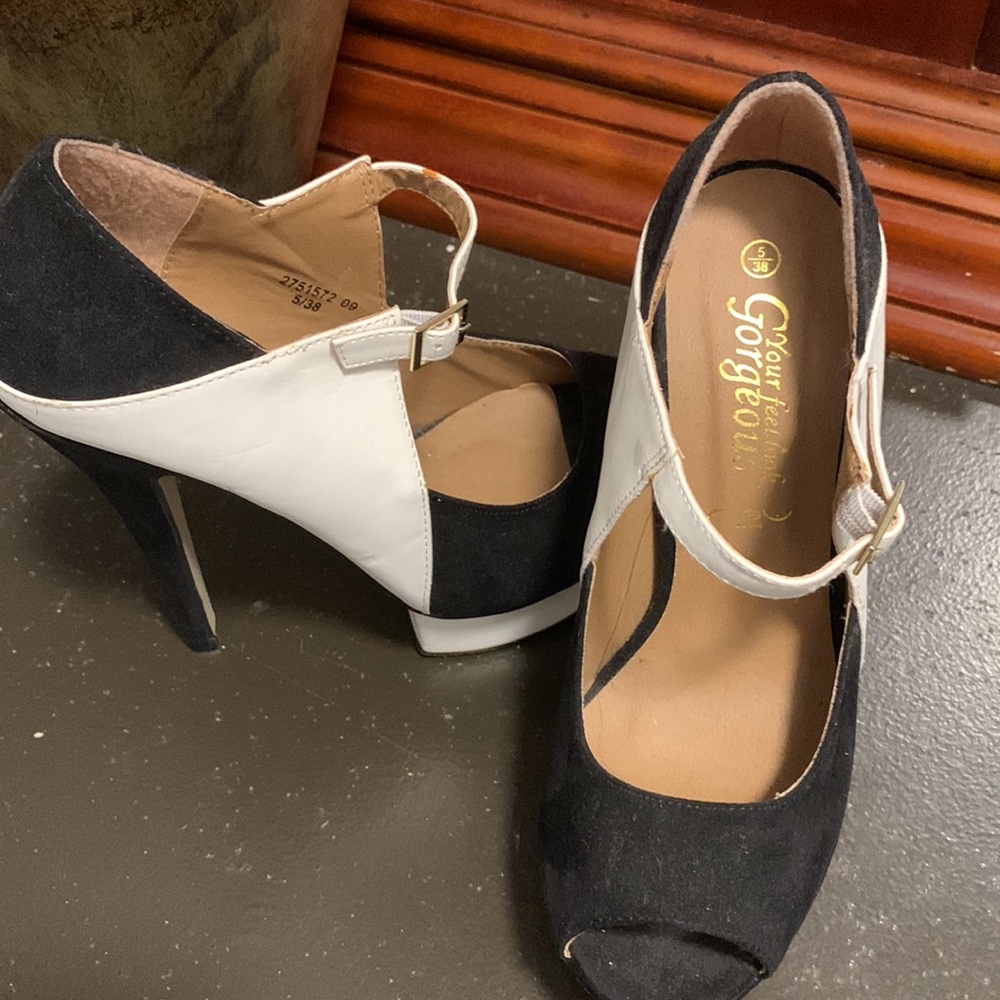 Platform high heels - Picture 3 of 6